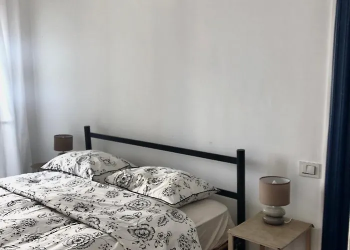 Maison d'hôtes Pranayama Sea View Room- Shared Bathroom